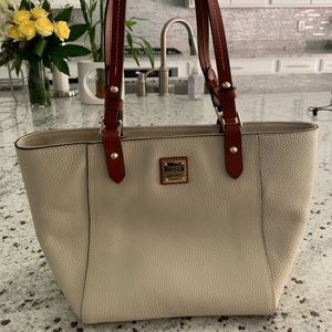 New Dooney & Bourke Janie Leather Bone‎ tote bag handbag